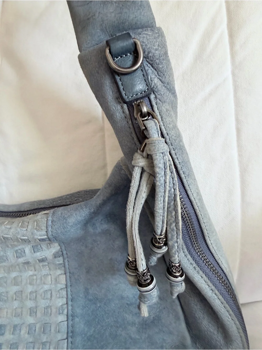 OLD TREND Modern Vintage DORADO Leather HOBO Bag blue tassels beaded y2k